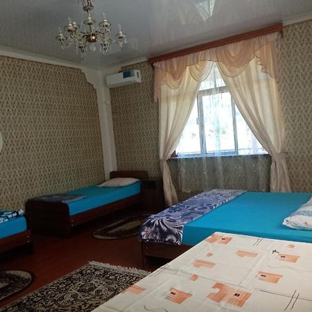 Guesthouse At Oleg'S Zolotoy Bereg Gudauta Exterior foto